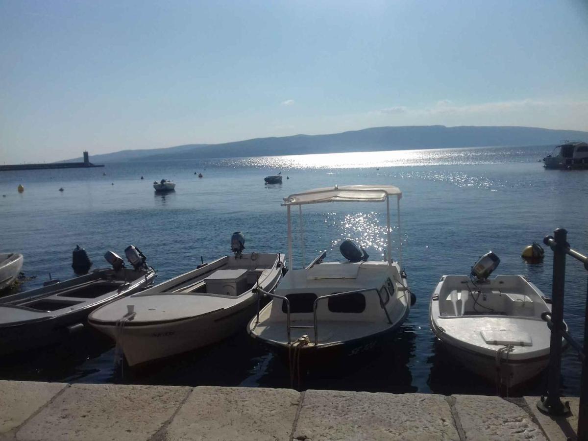 Apartment In Omisalj - Insel Krk 39736 Экстерьер фото