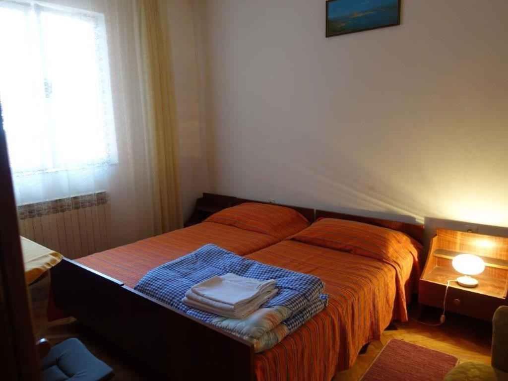 Apartment In Omisalj - Insel Krk 39736 Экстерьер фото